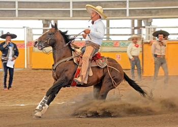 En pie de guerra los Charros de Huichapan