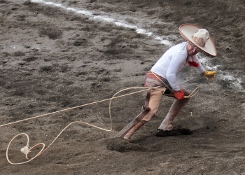 Los Charros de Jalisco se destapan con seis manganas