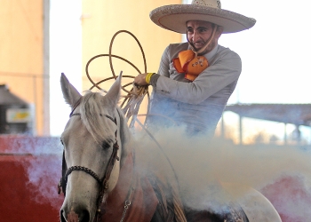 Rancho Las Cuatas pega primero en cuartos de final