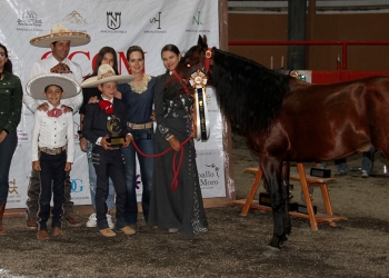 Diego Guzmán Sánchez Tapia ganó el Caladero Infantil montando a "Ampuero Reminicrome"