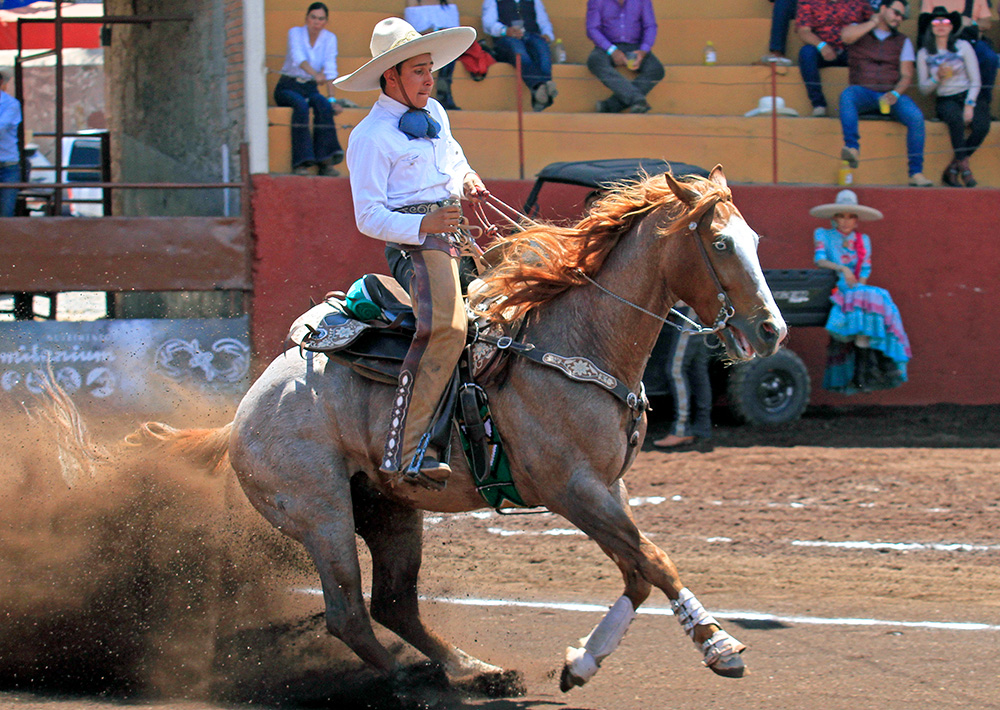 Fabián Villaseñor presentó cala de caballo de 40 puntos para el equipo hidalguense Regionales de Atotonilco