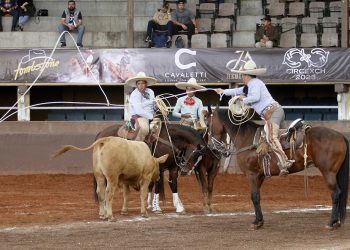 Hacienda Tamariz gana la primera competencia de este viernes