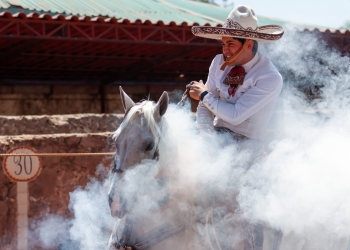 Rodrigo Osorio acertó sus tres piales en el lienzo y lideró la victoria de la Cuenca del Papaloapan