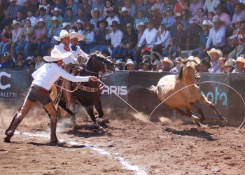Seis manganas le permitieron a los Tres Potrillos tomar la delantera en esta fase inaugural de Excelencia Charra