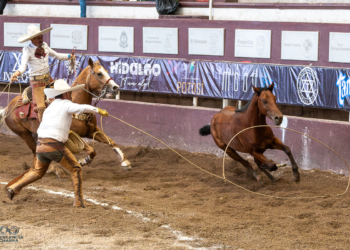 Tres Regalos «Ixtul» ganan el primer duelo sabatino